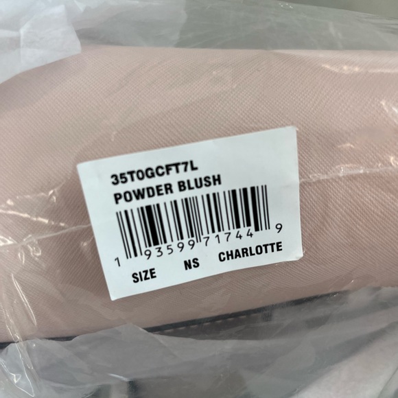 Authentic Michael Kors Tote - Picture 8 of 9